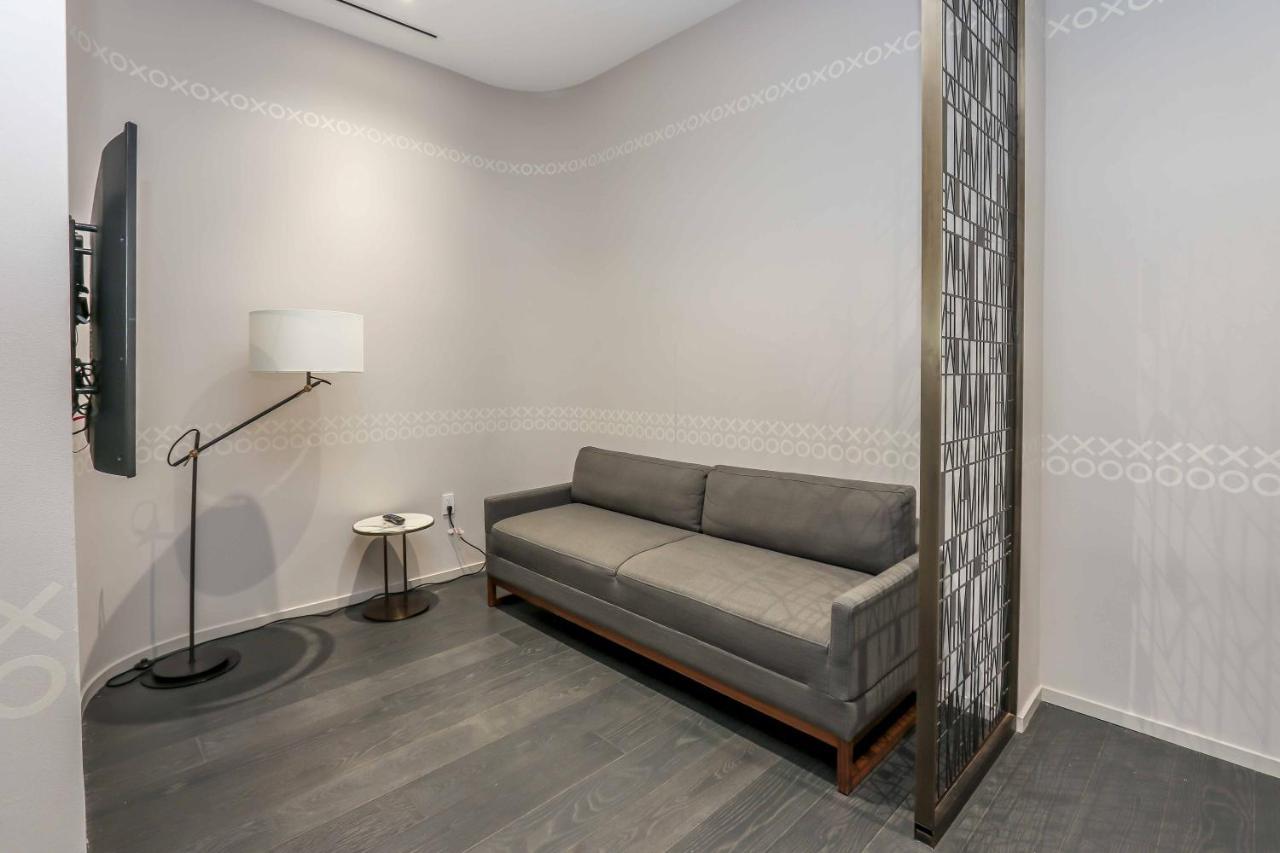 Aluna Lux Suites At Sls Lux Brickell Building Miami Bagian luar foto