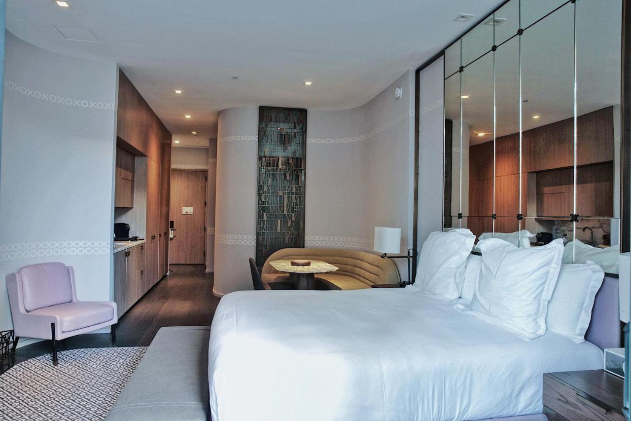 Aluna Lux Suites At Sls Lux Brickell Building Miami Bagian luar foto
