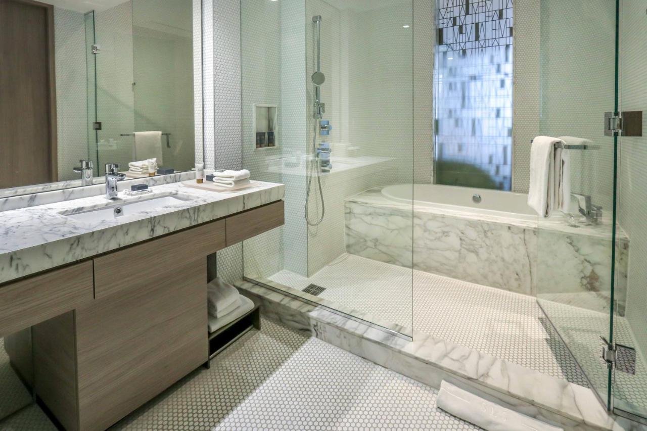 Aluna Lux Suites At Sls Lux Brickell Building Miami Bagian luar foto